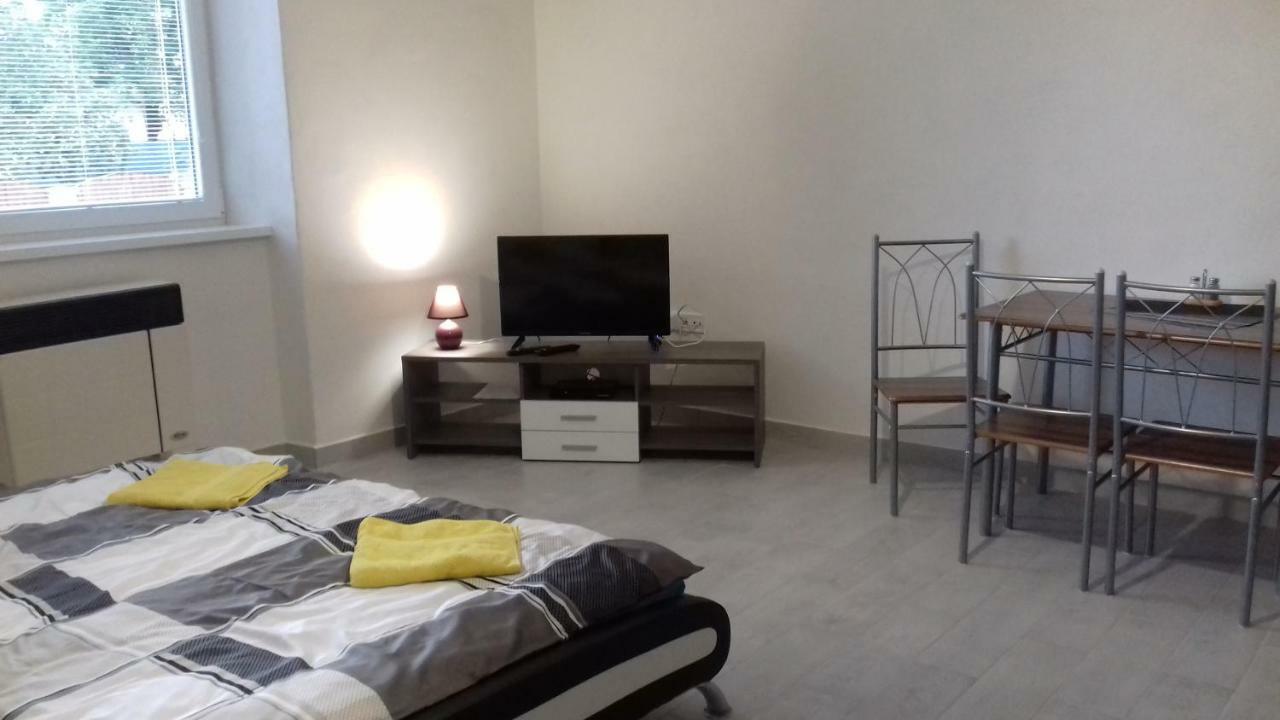 Apartman Silver Zadiel Bagian luar foto